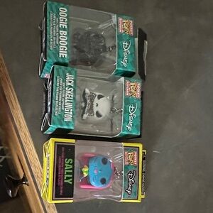 Funko Disney Sally Keychain - Blue, Pink & Yellow